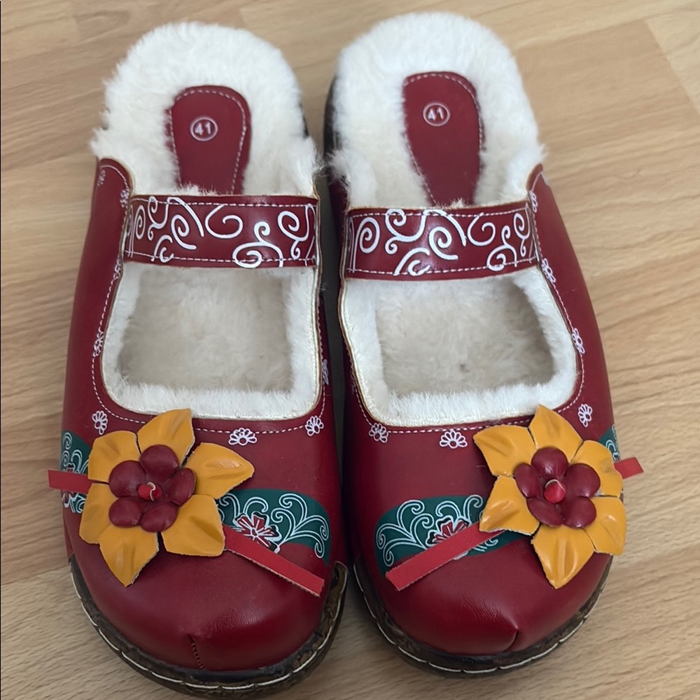 Red Floral Embellished Slippers